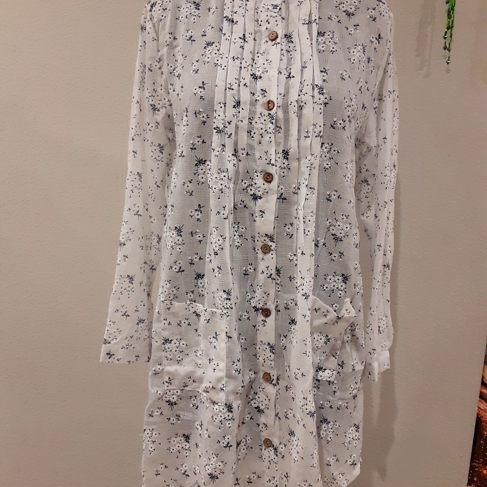 Womens long Sleeve floral tunic  t-shirt Size S